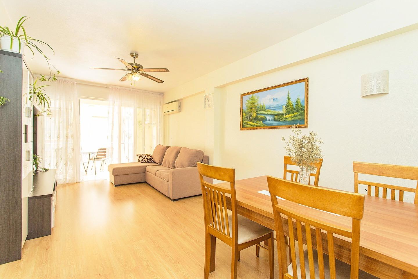 Terrace in apartment for sale in Torrevieja