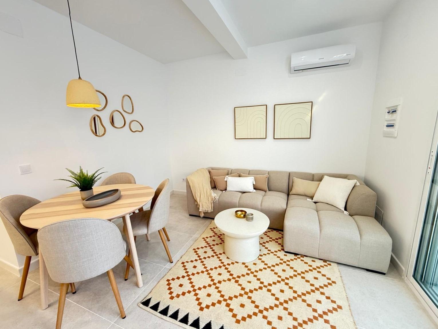 Refurbished 2-bedroom chalet with terrace and solarium in El Chaparral This fully renovated two-bedr