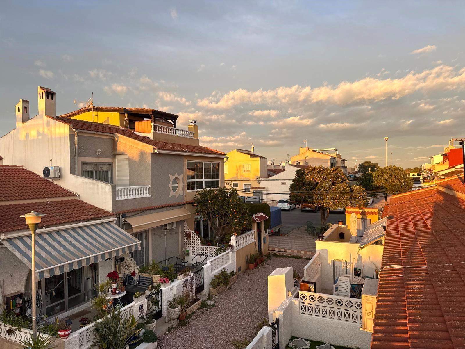 Master bedroom in villa for sale in Torrevieja