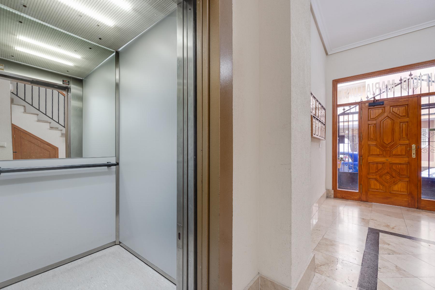 Bathroom in apartment for sale in Torrevieja