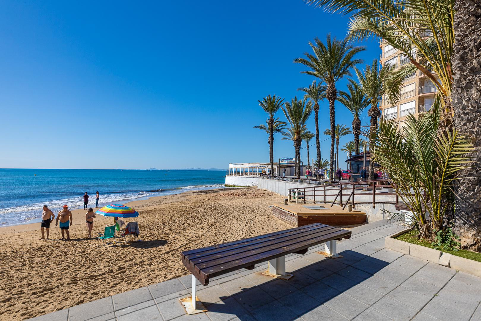 Dining area in apartment for sale in Torrevieja