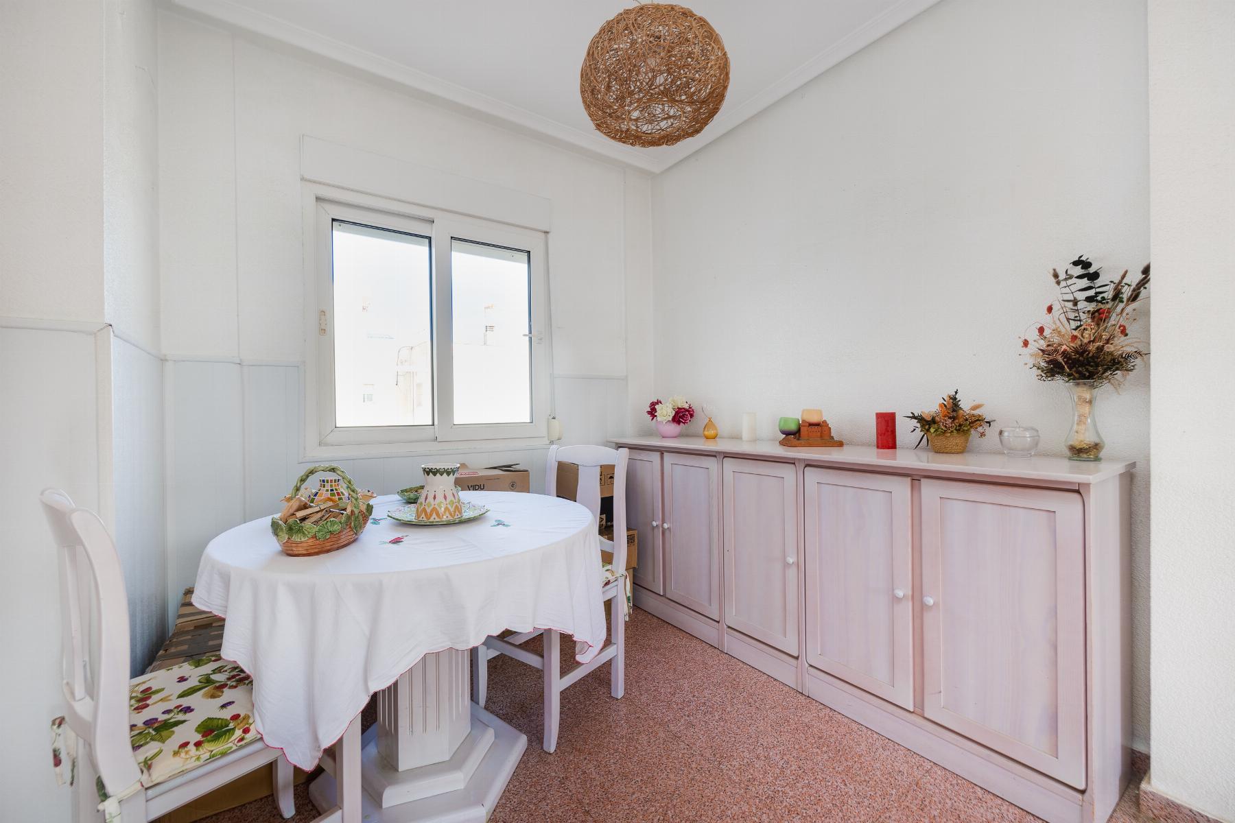 Dining area in apartment for sale in Torrevieja