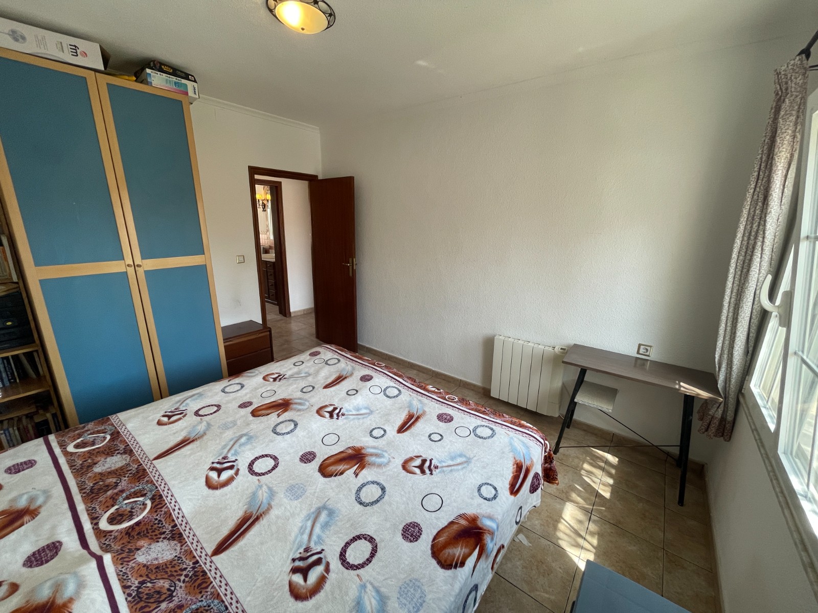 Bedroom in villa for sale in Benijofar