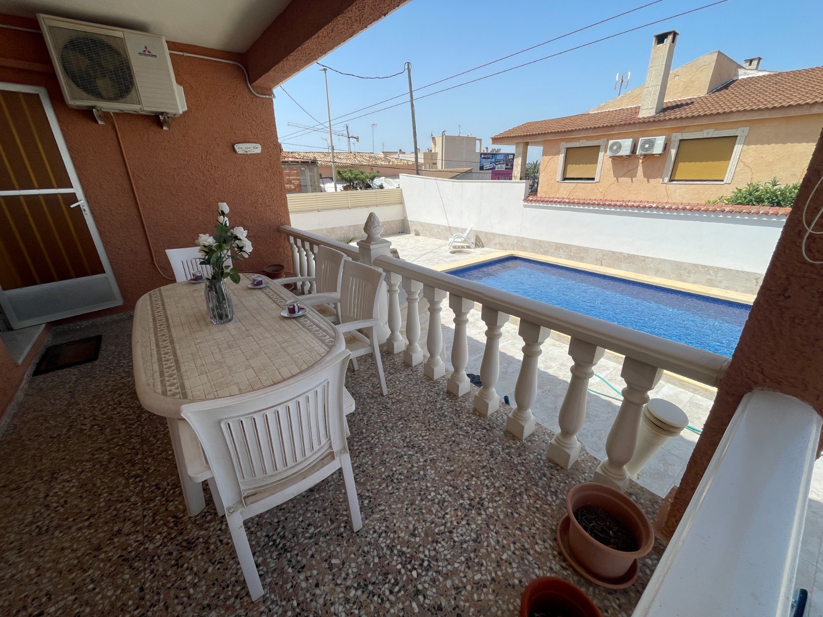Bedroom in villa for sale in Benijofar