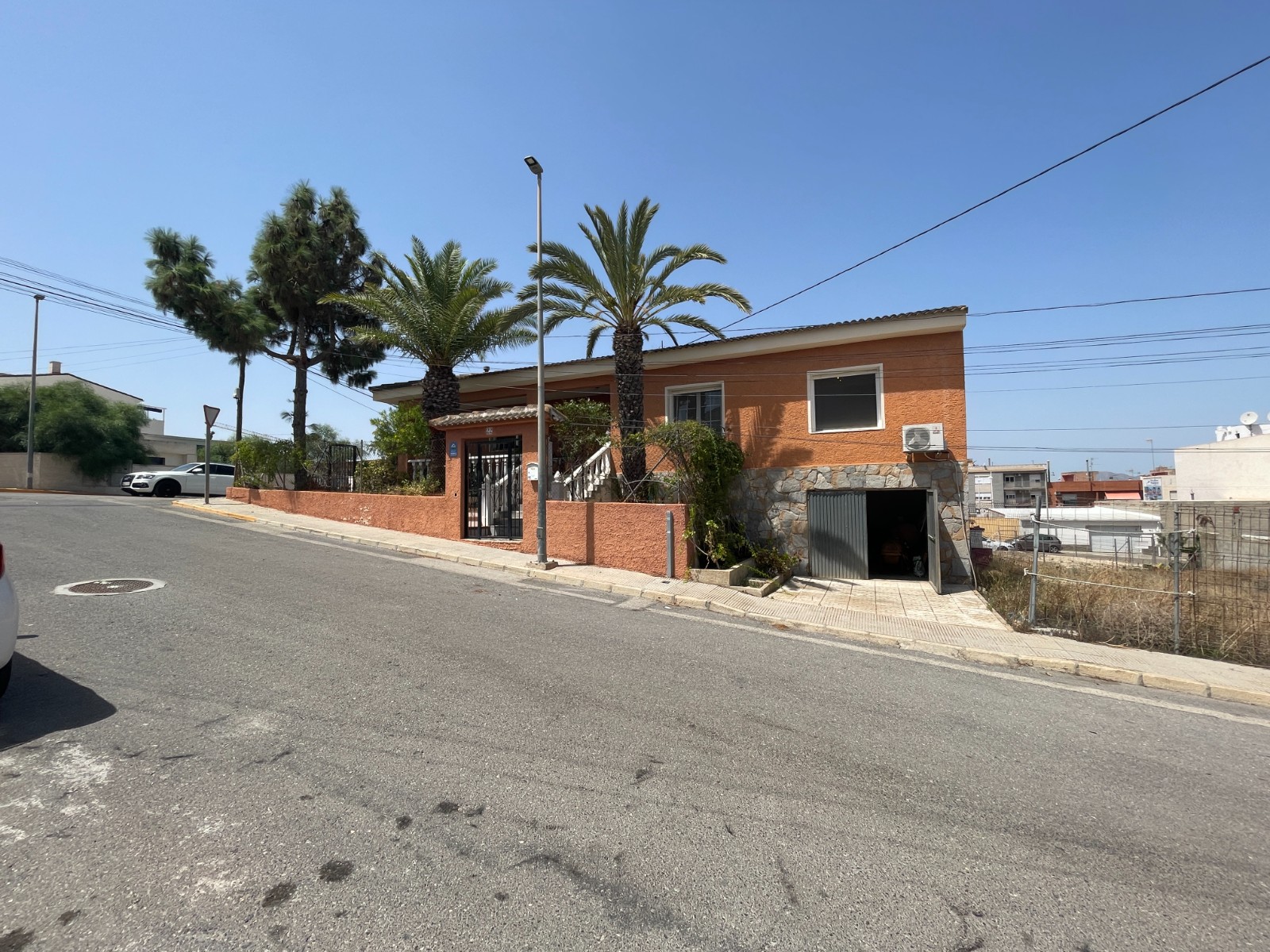 Garden in villa for sale in Benijofar