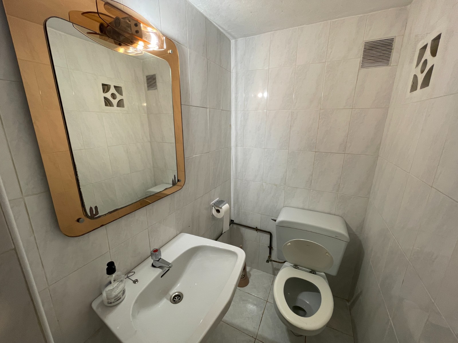 Bedroom in villa for sale in Benijofar