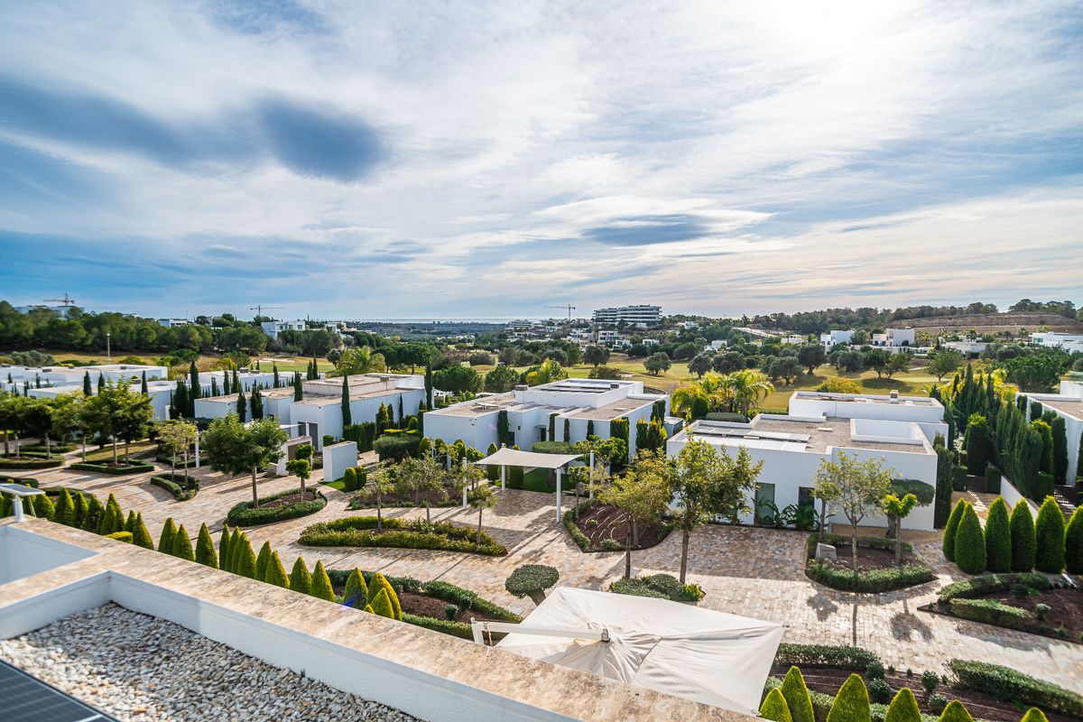 Master bedroom in villa for sale in Las Colinas Golf