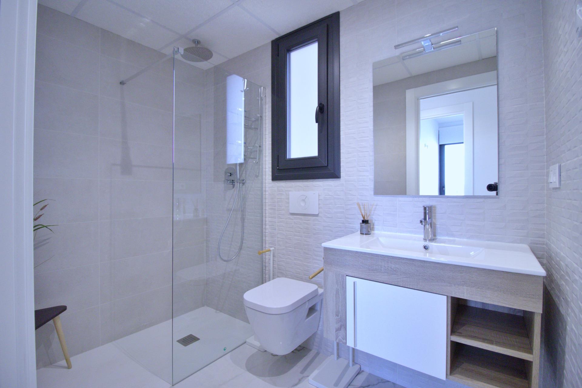 Bedroom in apartment for sale in Orihuela Costa