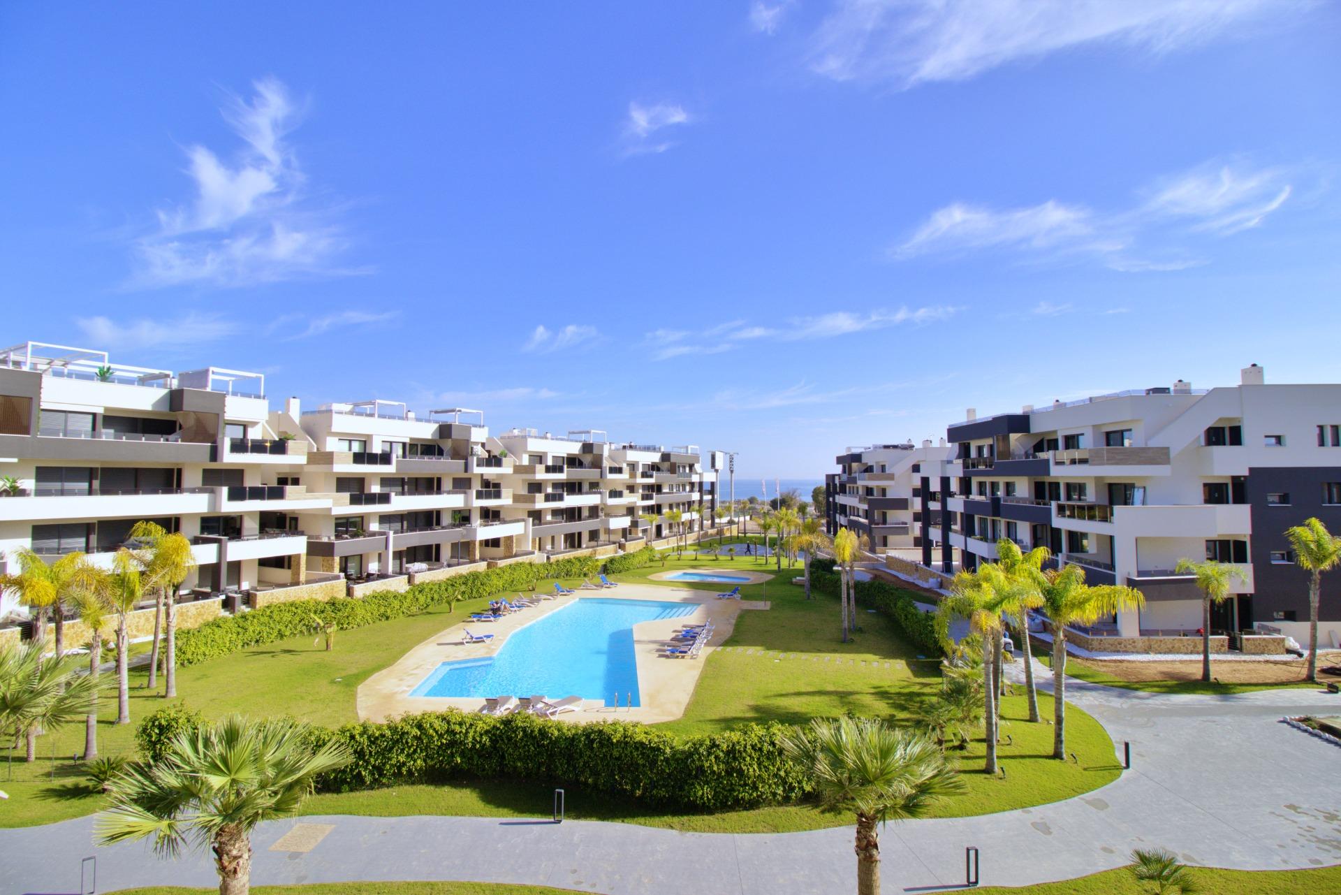 Bathroom in apartment for sale in Orihuela Costa