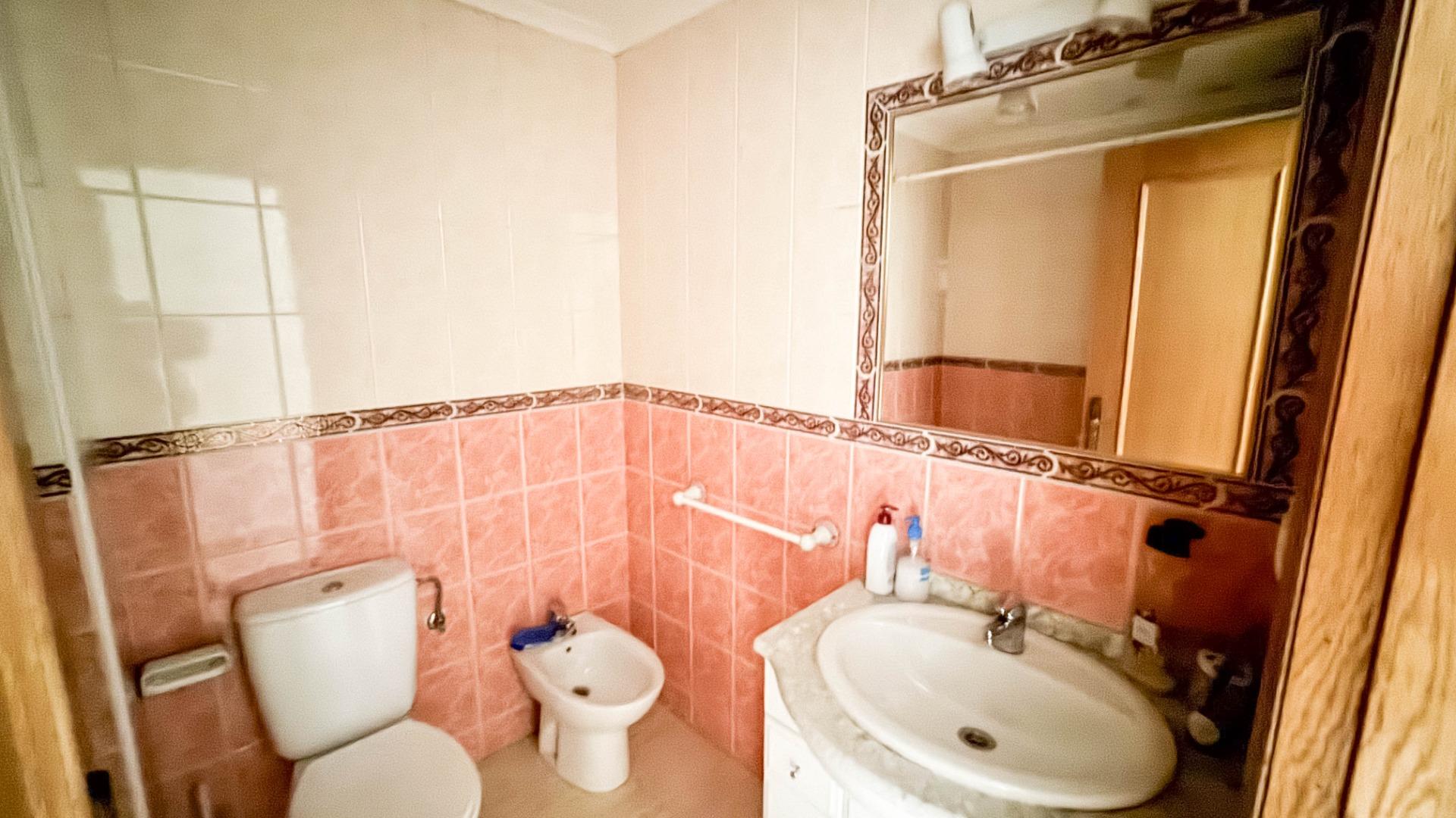 Kitchen in apartment for sale in Torrevieja