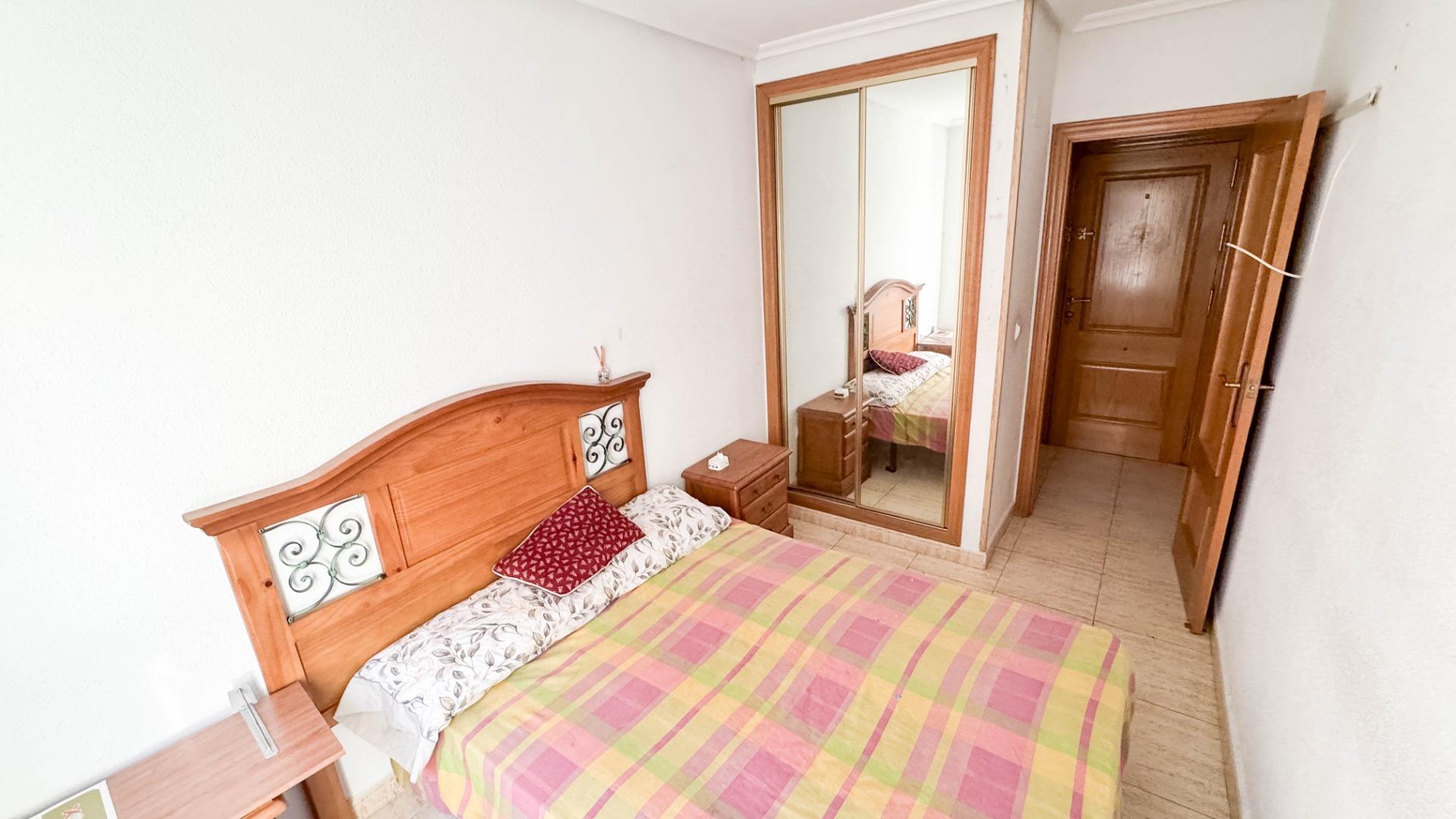 Terrace in apartment for sale in Torrevieja