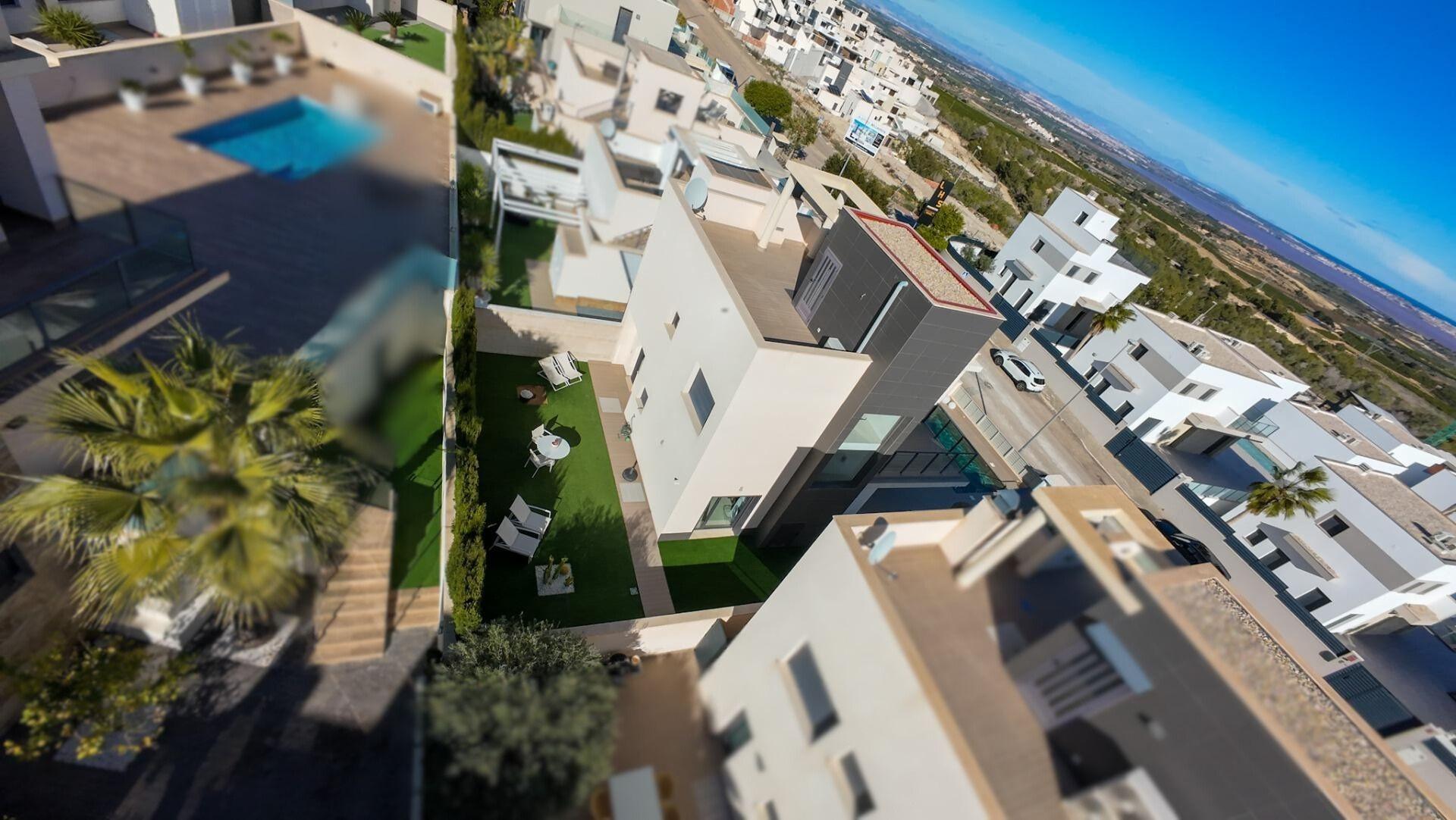 Kitchen in villa for sale in San Miguel de Salinas