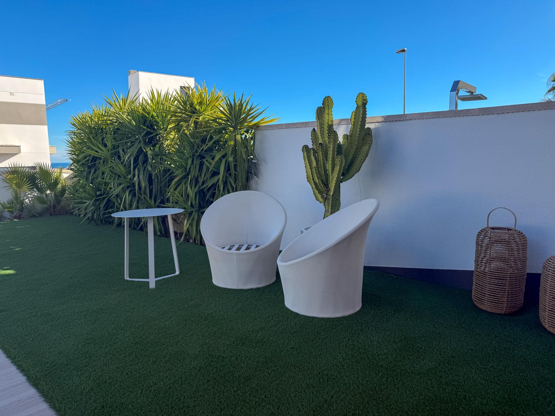 Terrace in villa for sale in San Miguel de Salinas