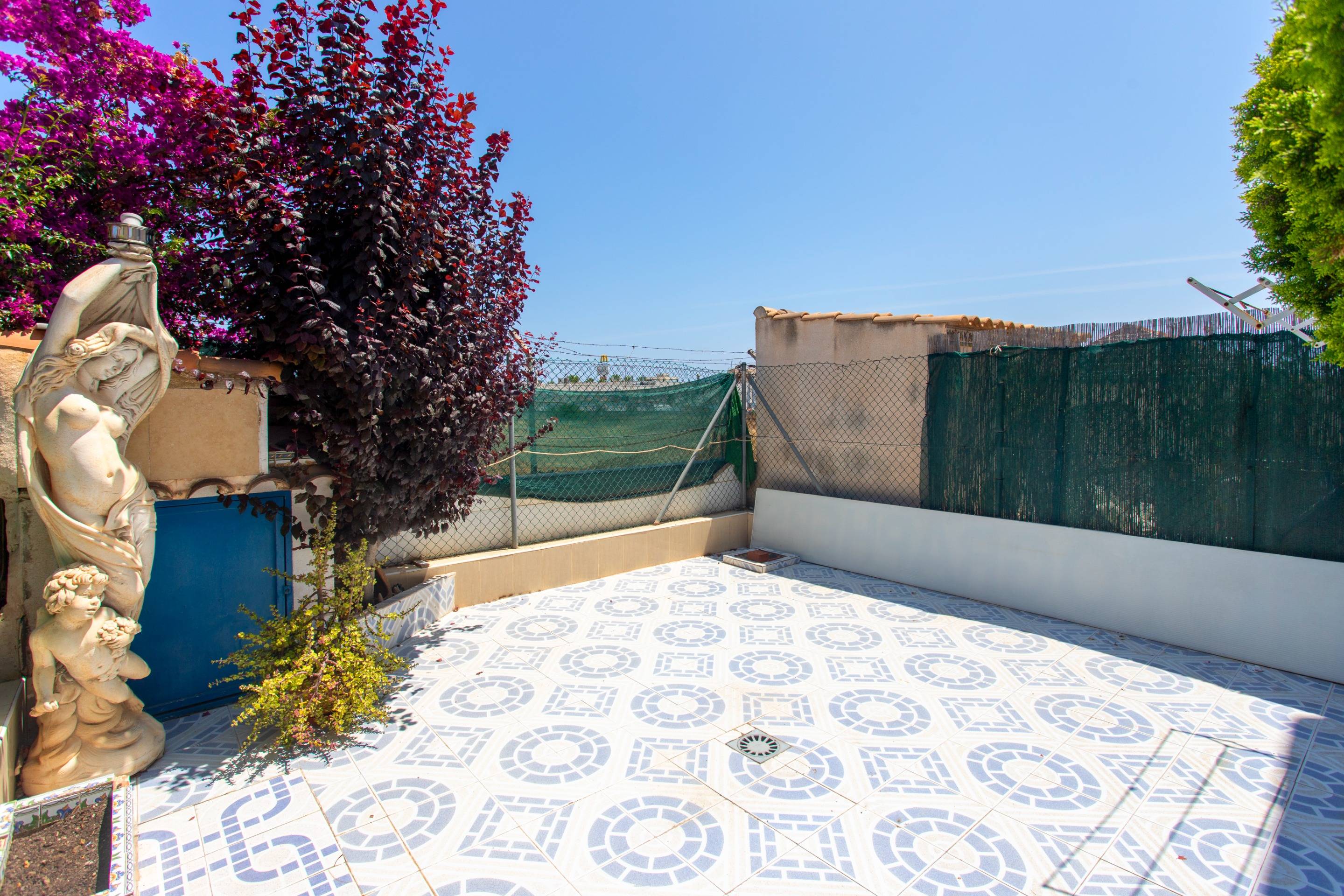 Terrace in bungalow for sale in Orihuela Costa