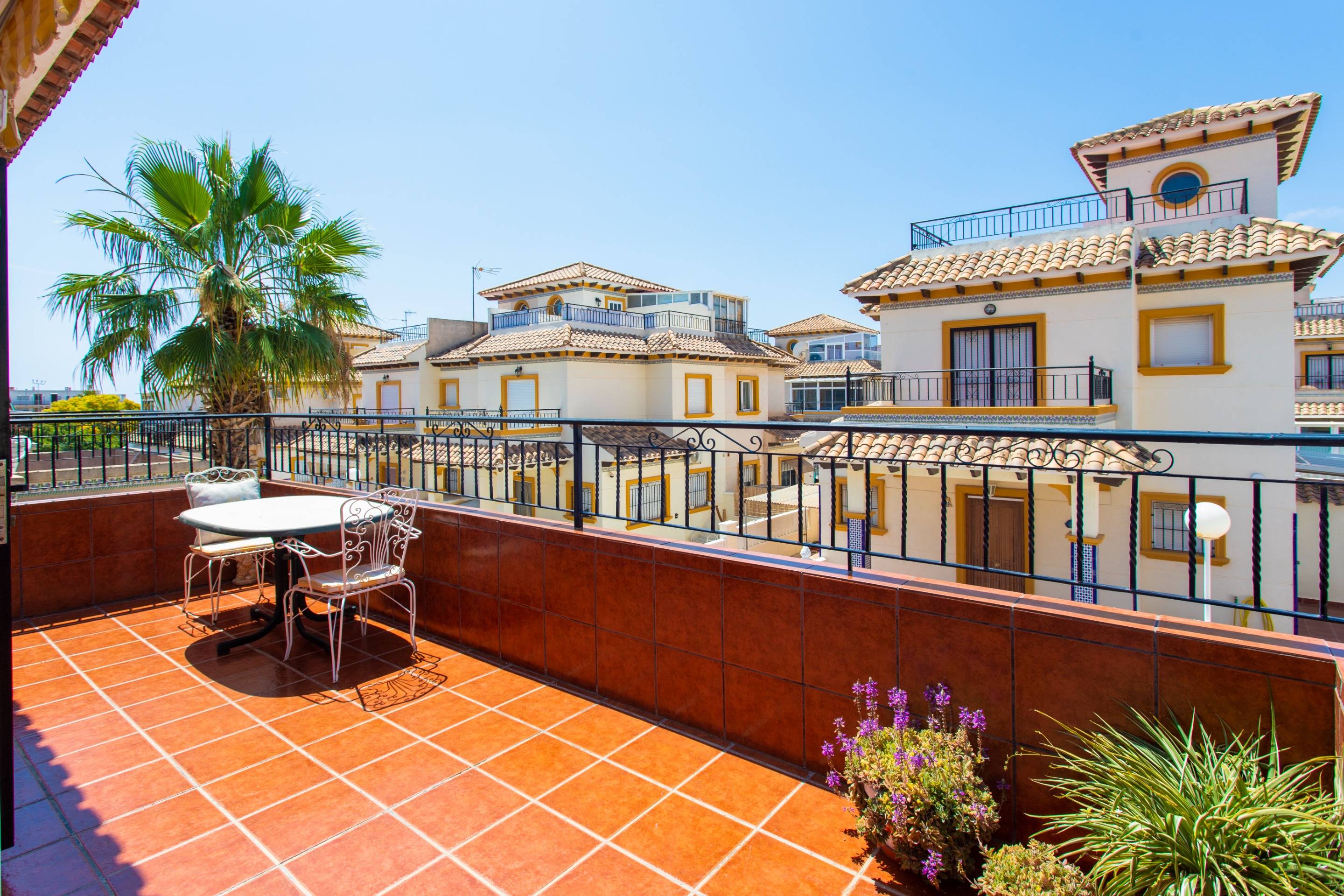 Bedroom in bungalow for sale in Orihuela Costa