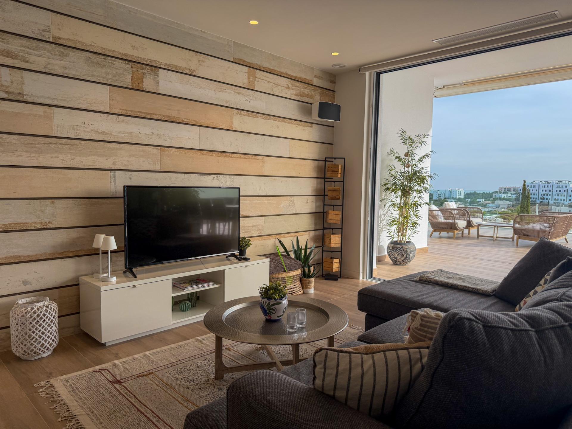 Master bedroom in apartment for sale in Orihuela