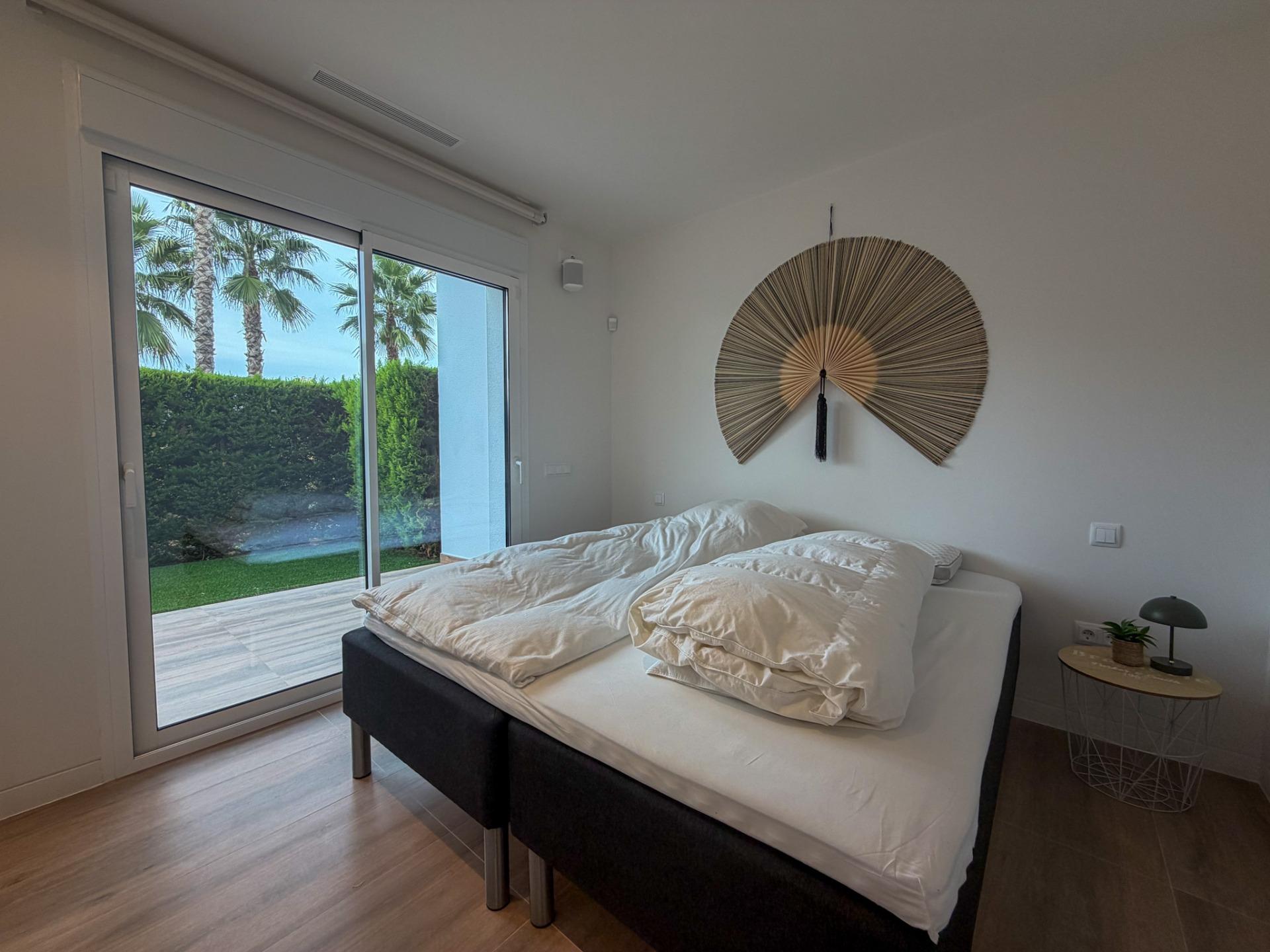Bathroom in apartment for sale in Orihuela