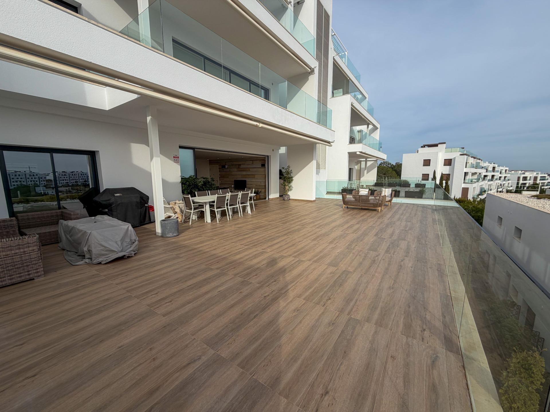 Terrace in apartment for sale in Orihuela