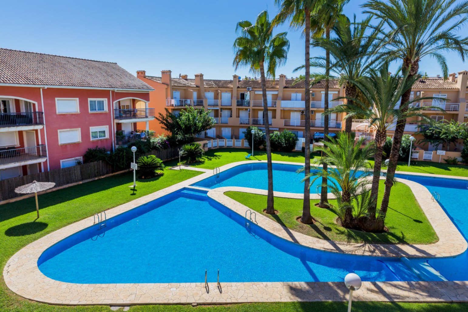 Bedroom in penthouse for sale in javea