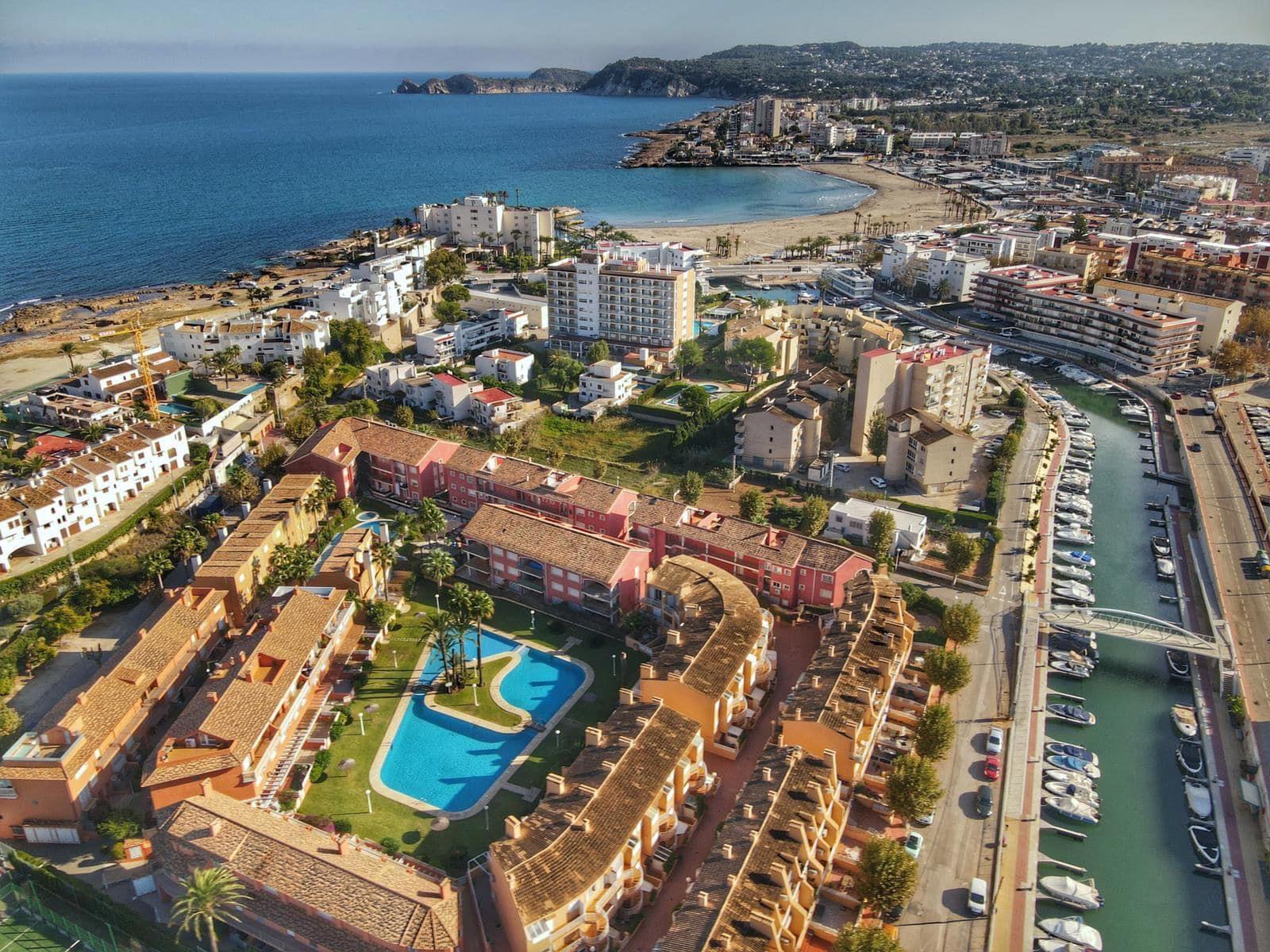 Kitchen in penthouse for sale in javea