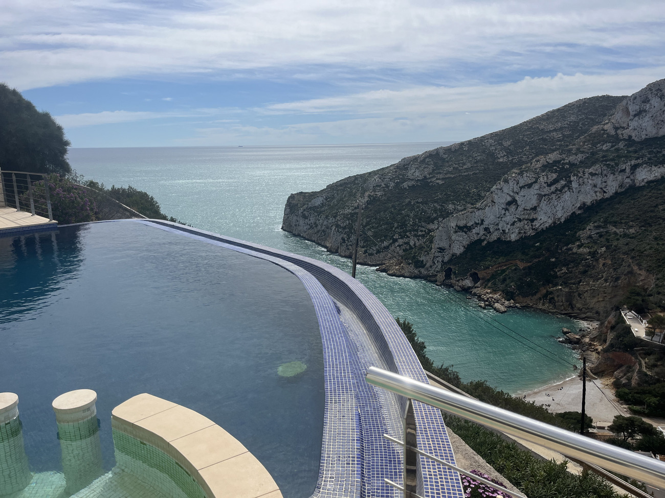 Bathroom in villa for sale in javea