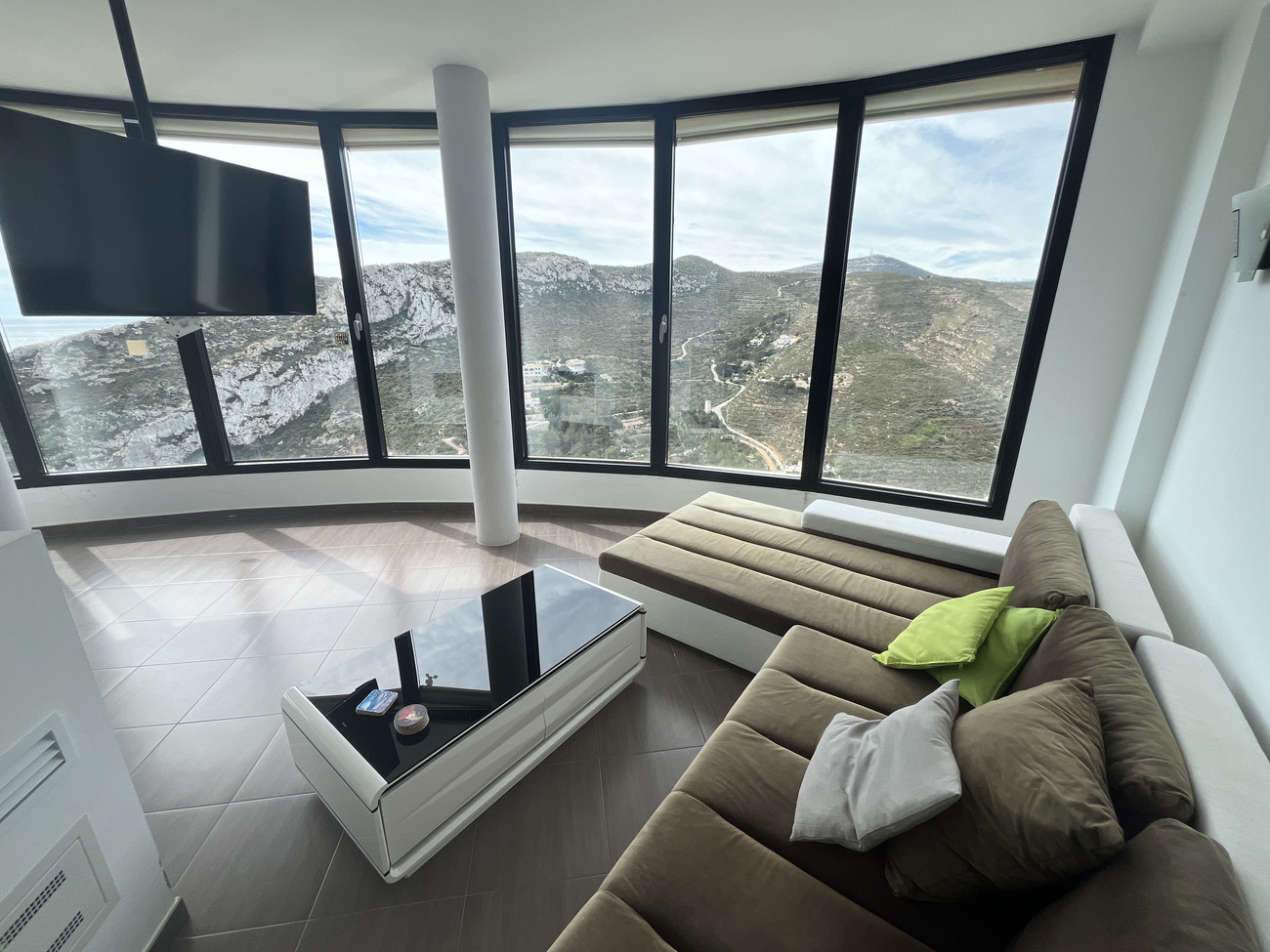 Garden in villa for sale in javea