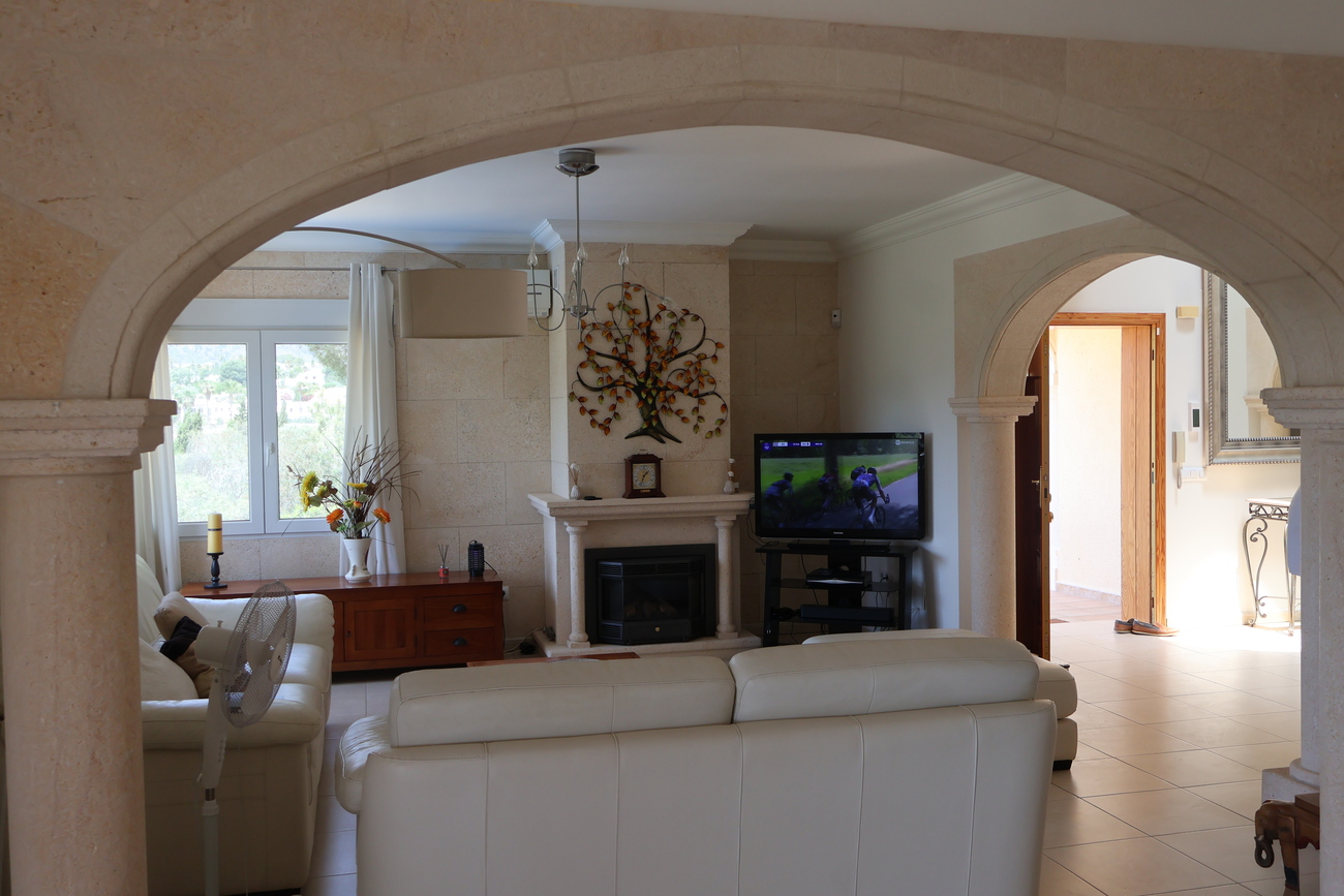 Traditional style villa of excellent qualities