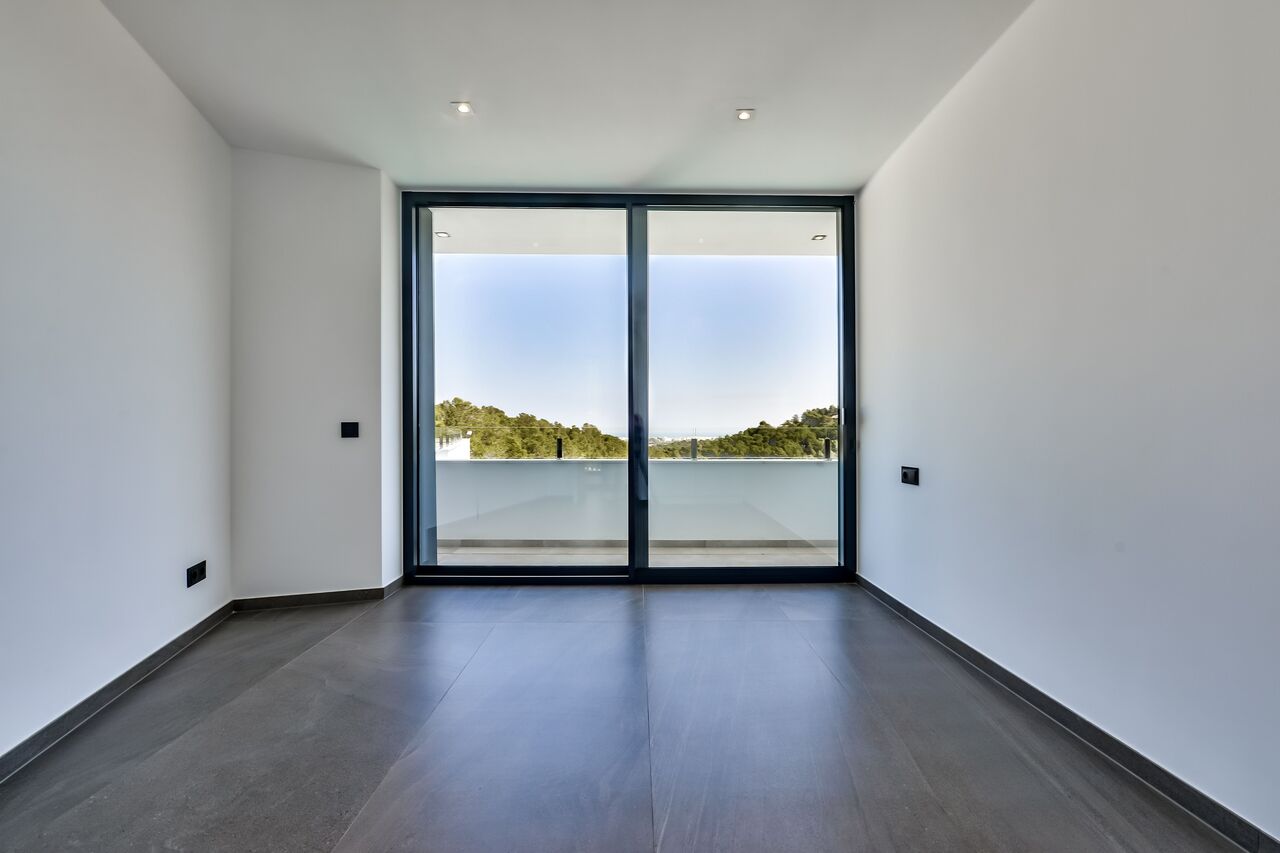 Bathroom in villa for sale in javea