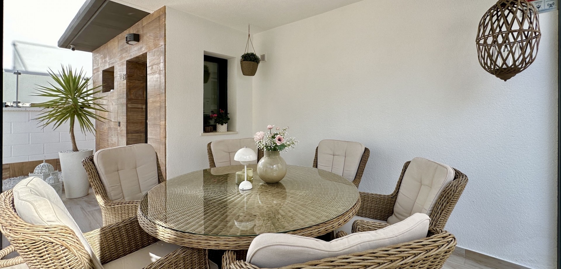 Living room in villa for sale in Orihuela Costa