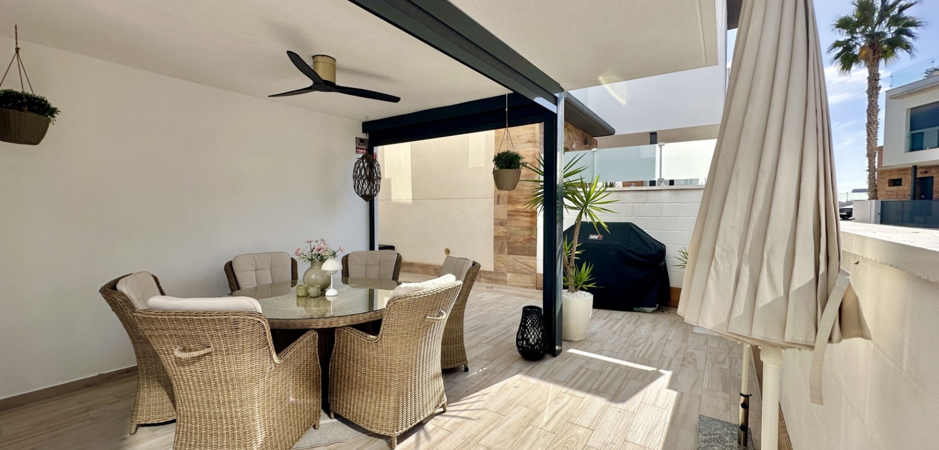 Master bedroom in villa for sale in Orihuela Costa