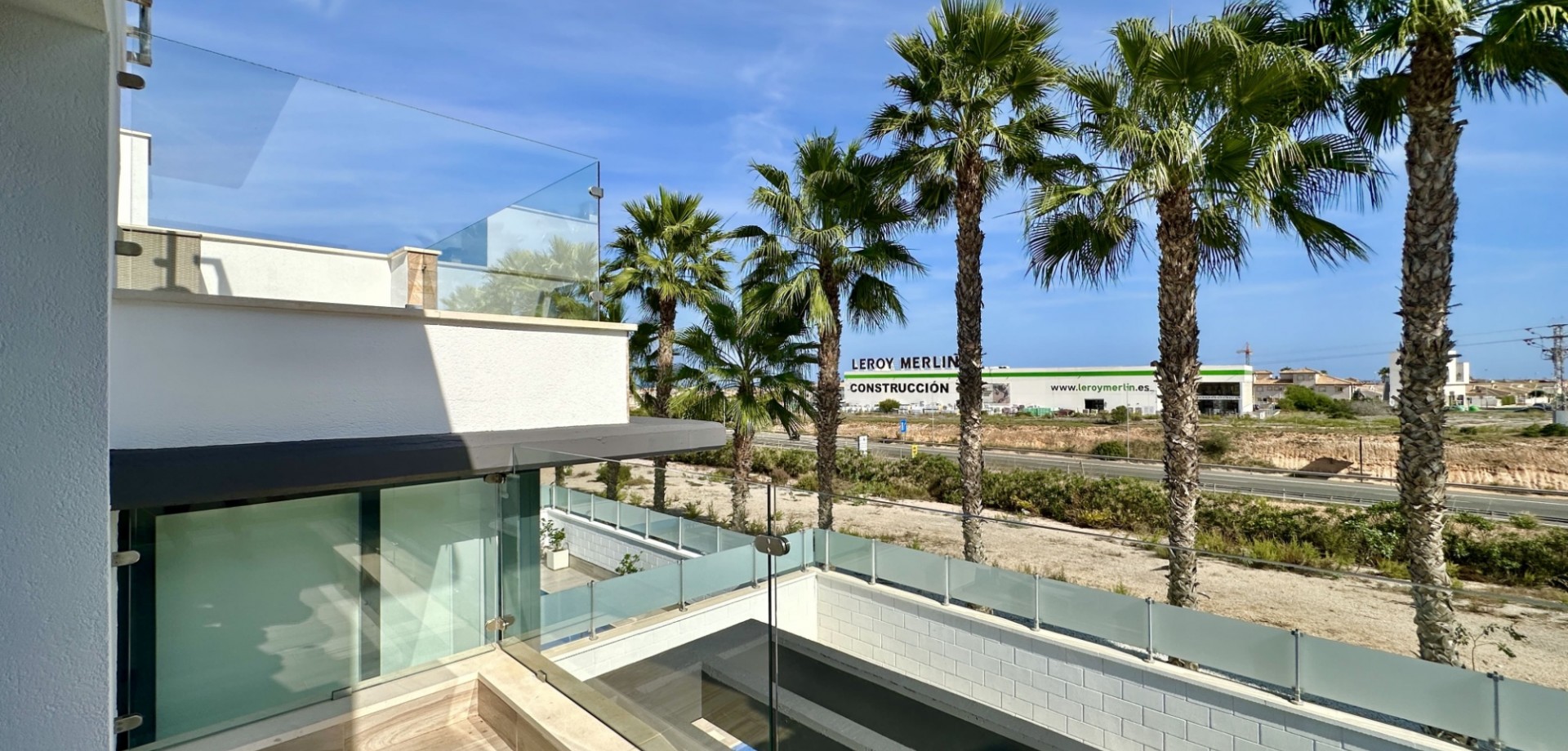 Bedroom in villa for sale in Orihuela Costa