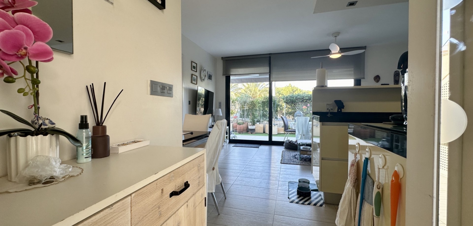 Kitchen in apartment for sale in Orihuela Costa