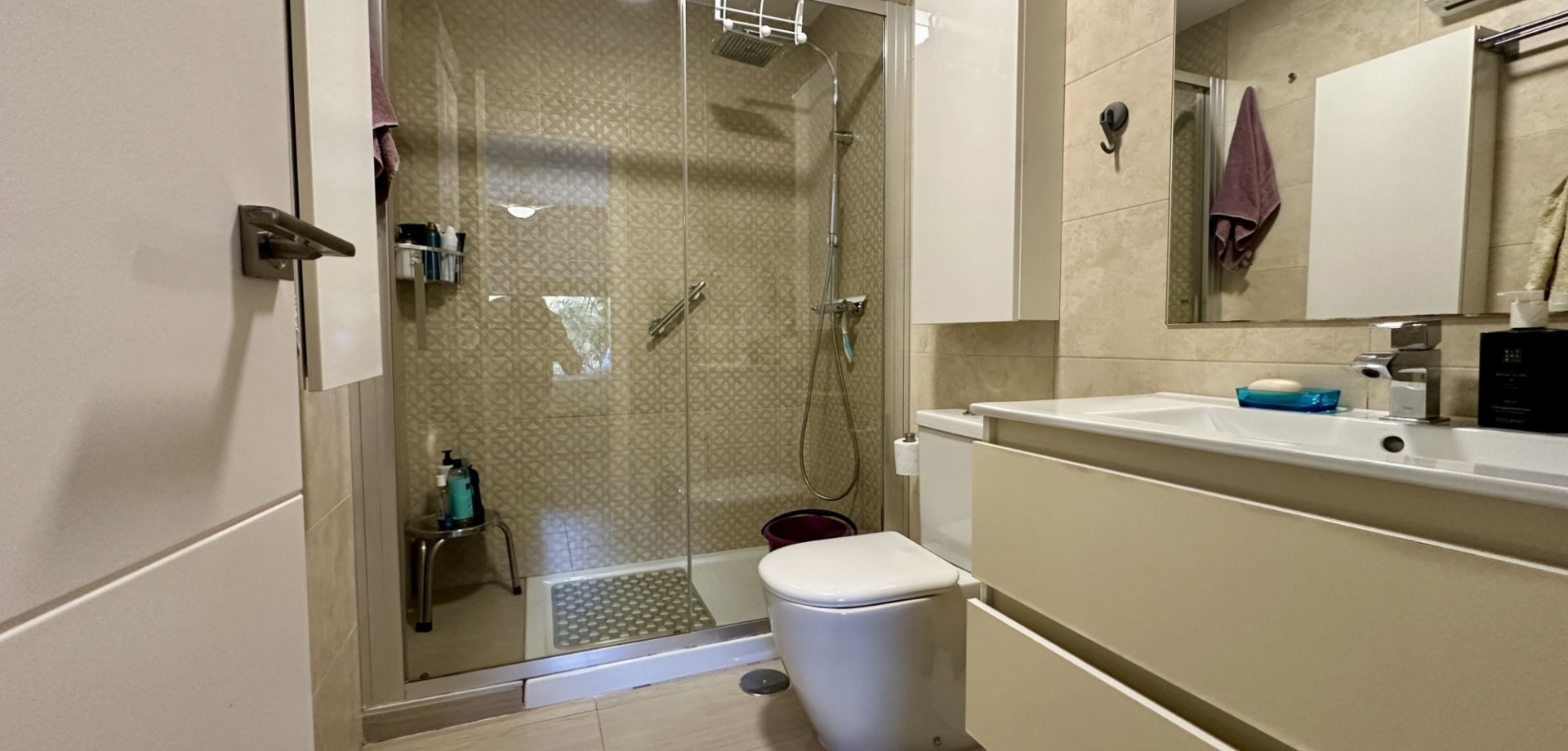 Garden in apartment for sale in Orihuela Costa