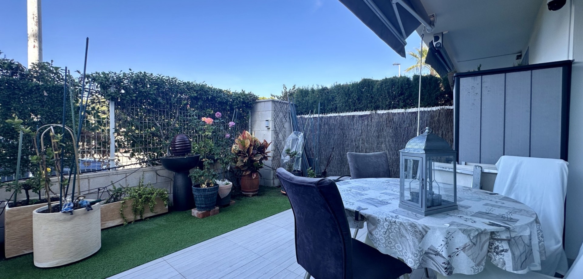 Bedroom in apartment for sale in Orihuela Costa