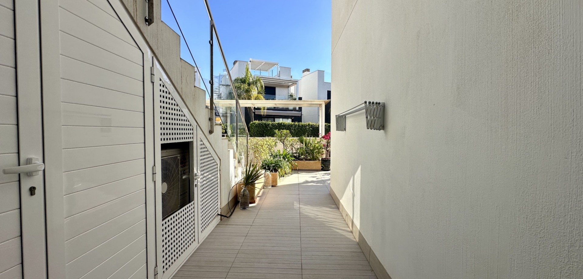 Garden in apartment for sale in Orihuela Costa
