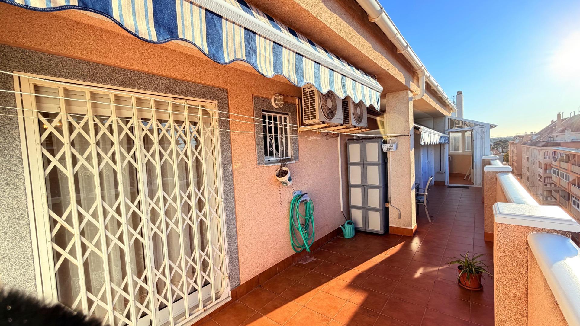 Bathroom in penthouse for sale in Torrevieja
