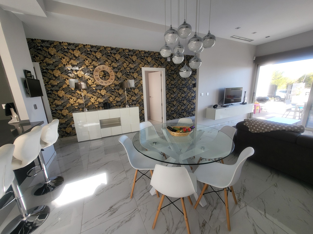 Exterior view in villa for sale in Orihuela Costa