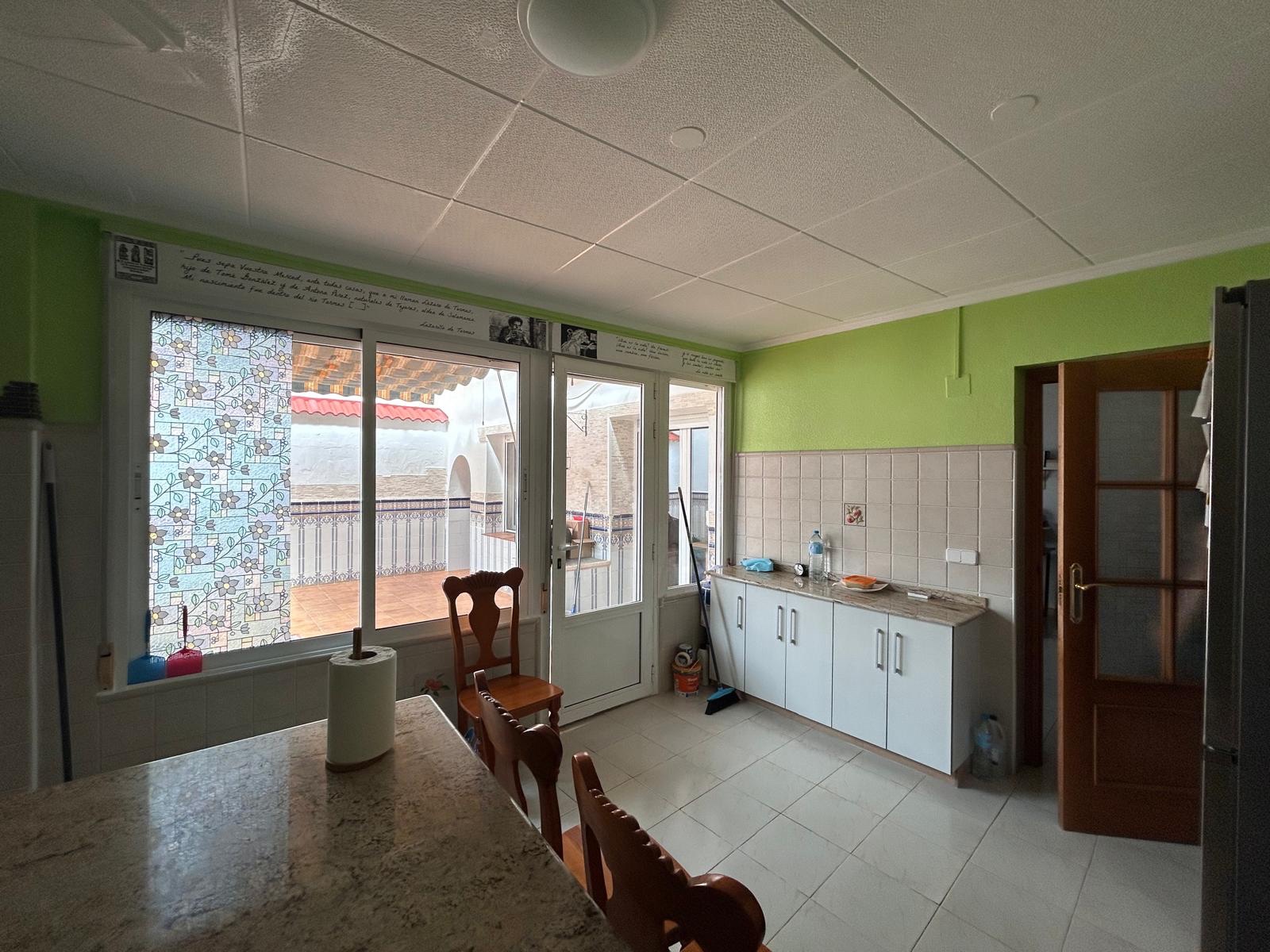 Master bedroom in villa for sale in Jacarilla