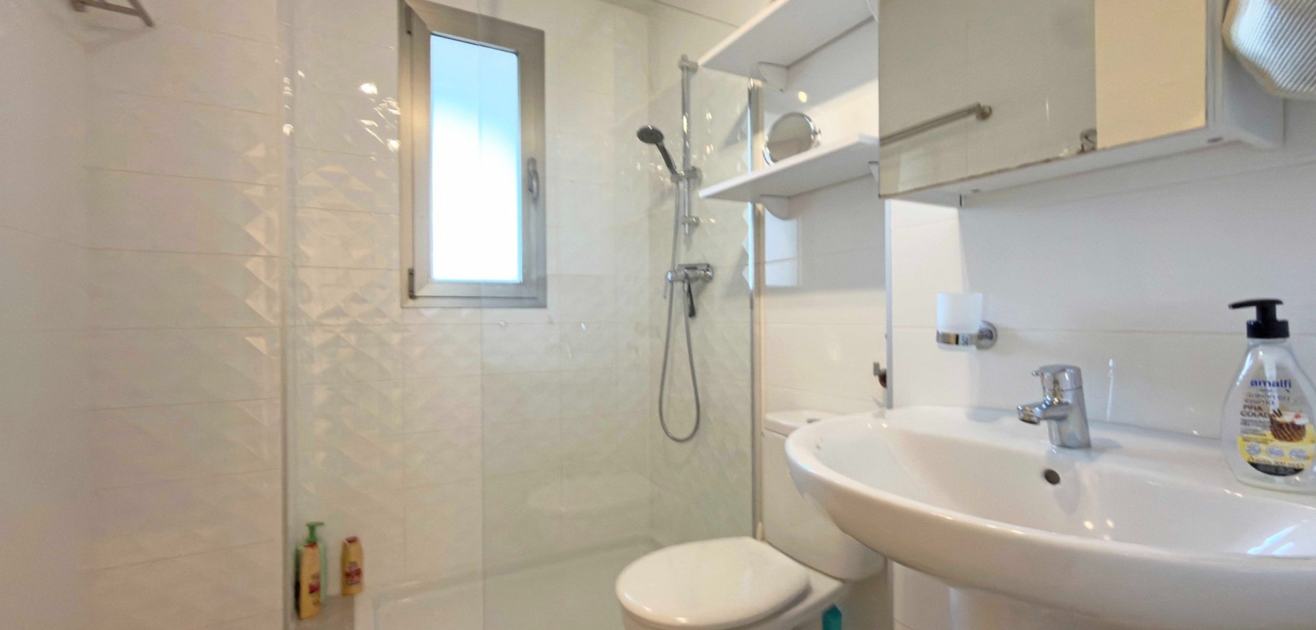 Kitchen in apartment for sale in Orihuela Costa
