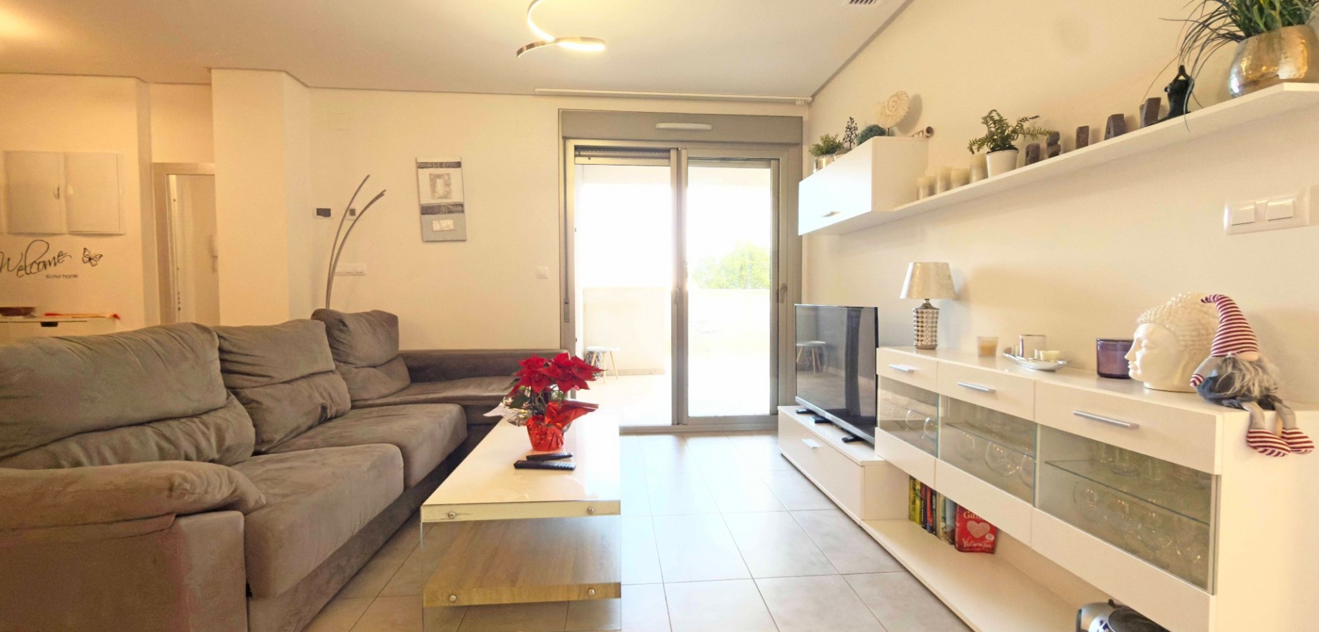 Dining area in apartment for sale in Orihuela Costa