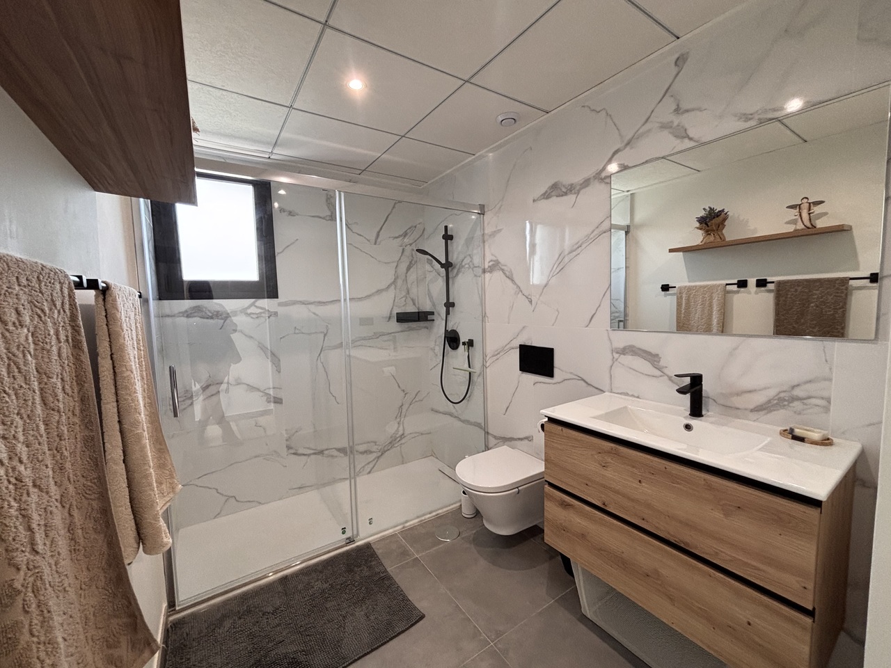 Bathroom in villa for sale in Villamartin
