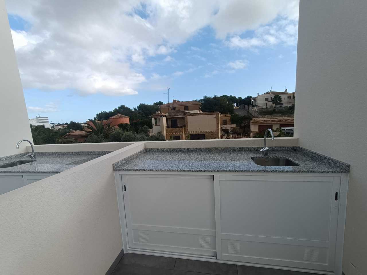 Master bedroom in villa for sale in Villamartin