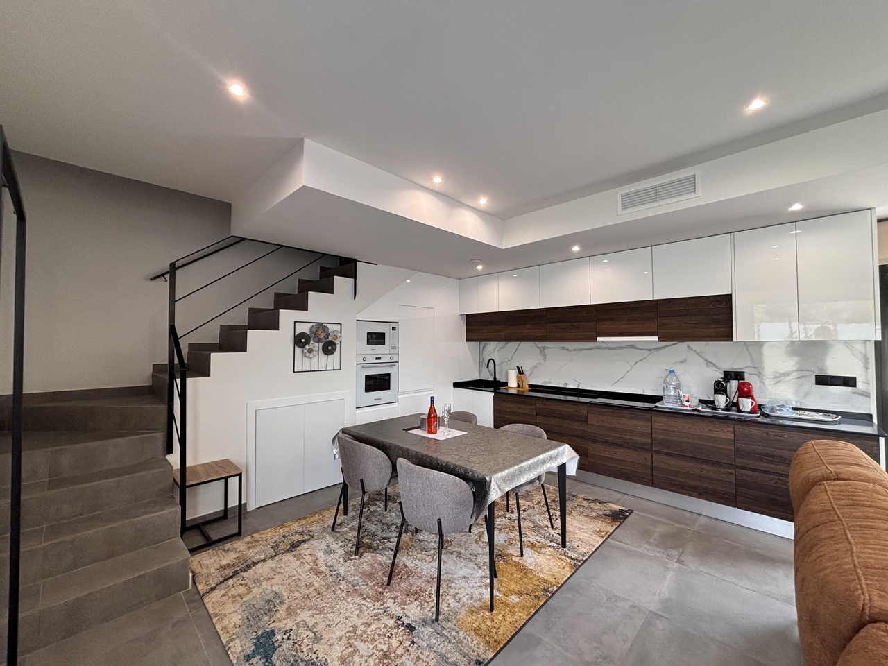 Bedroom in villa for sale in Villamartin