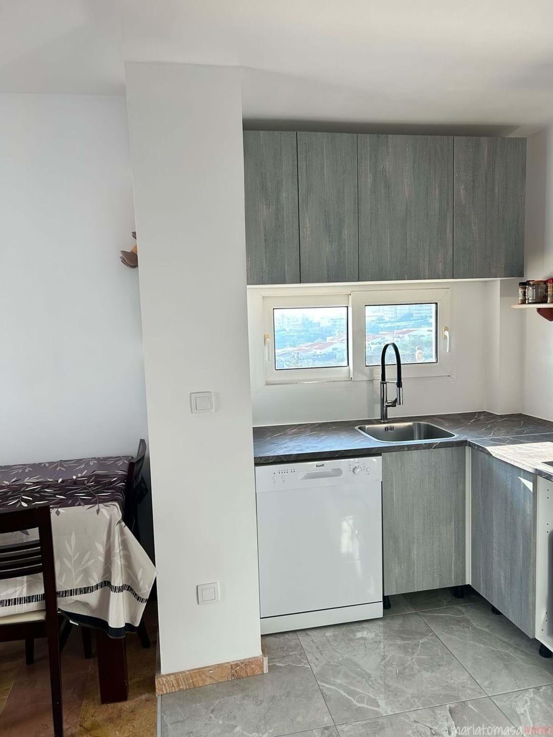 Garden in penthouse for sale in Torrevieja