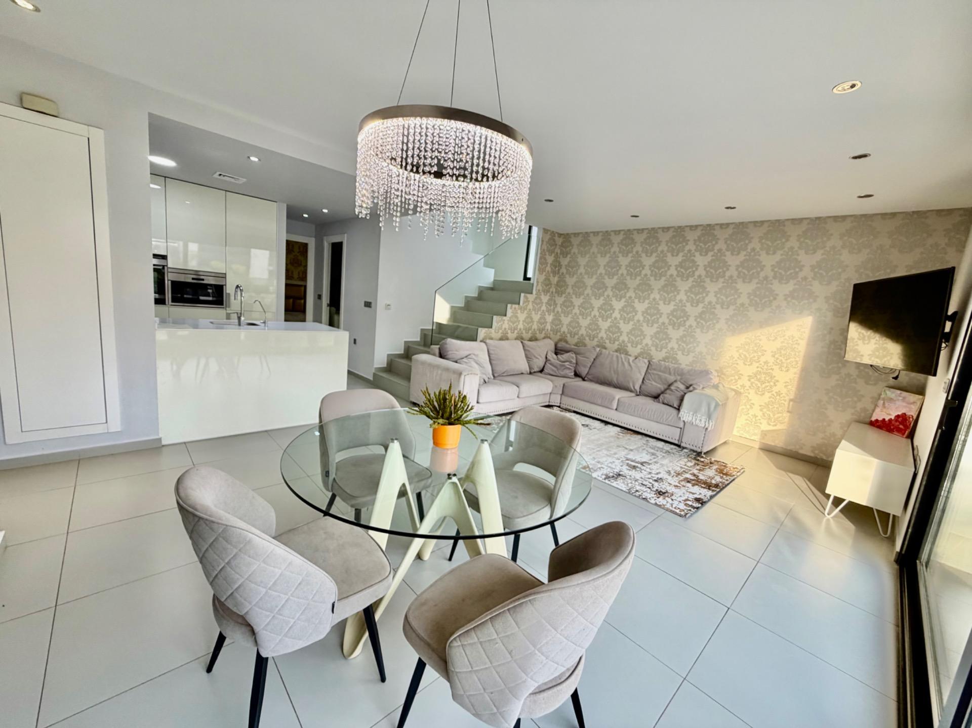 Garden in villa for sale in Rojales