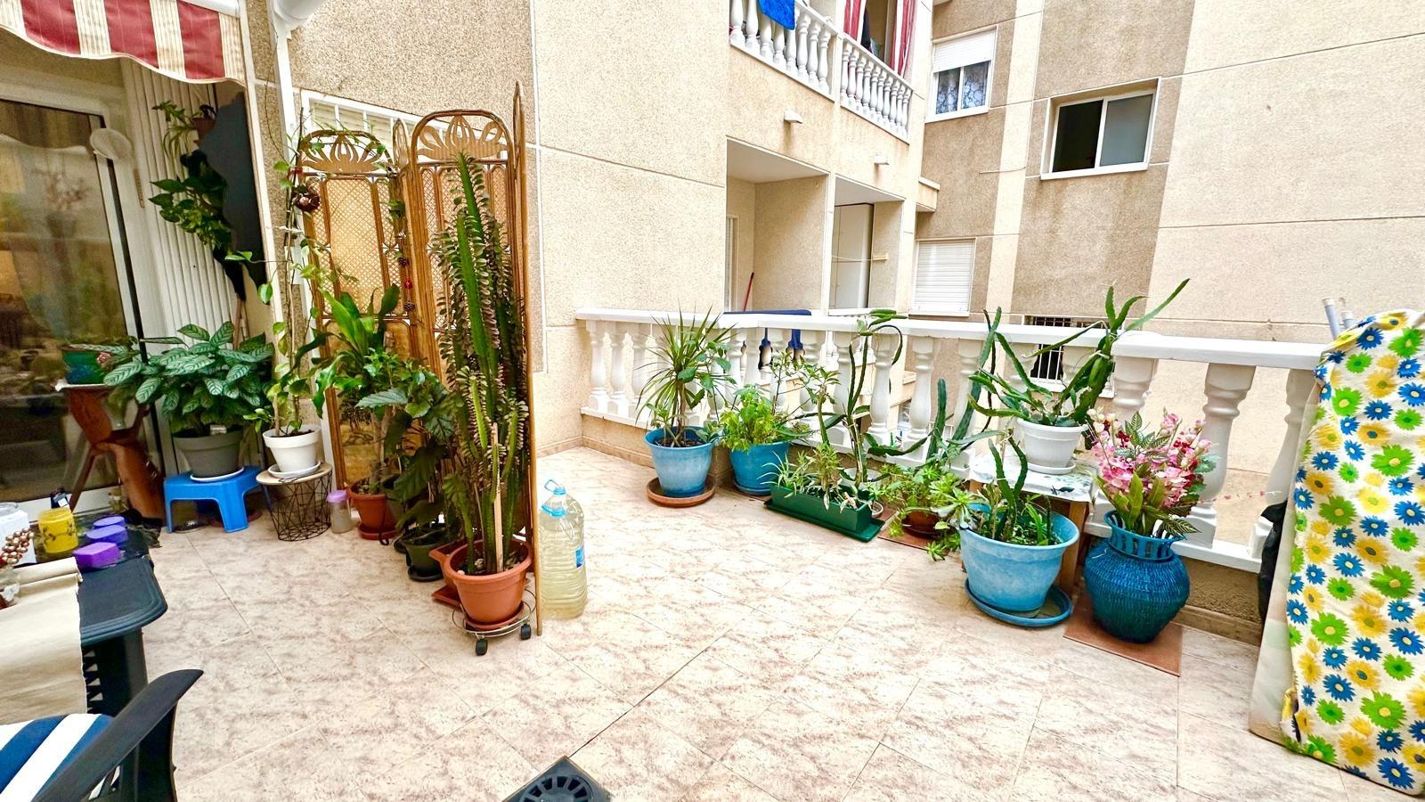 Pool area in apartment for sale in Torrevieja