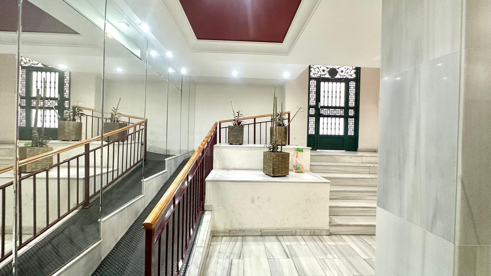 Terrace in apartment for sale in Torrevieja