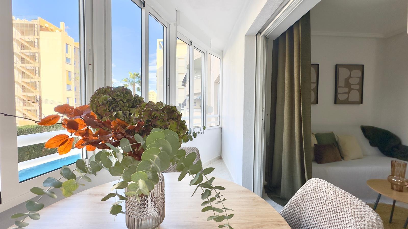 Terrace in apartment for sale in Torrevieja