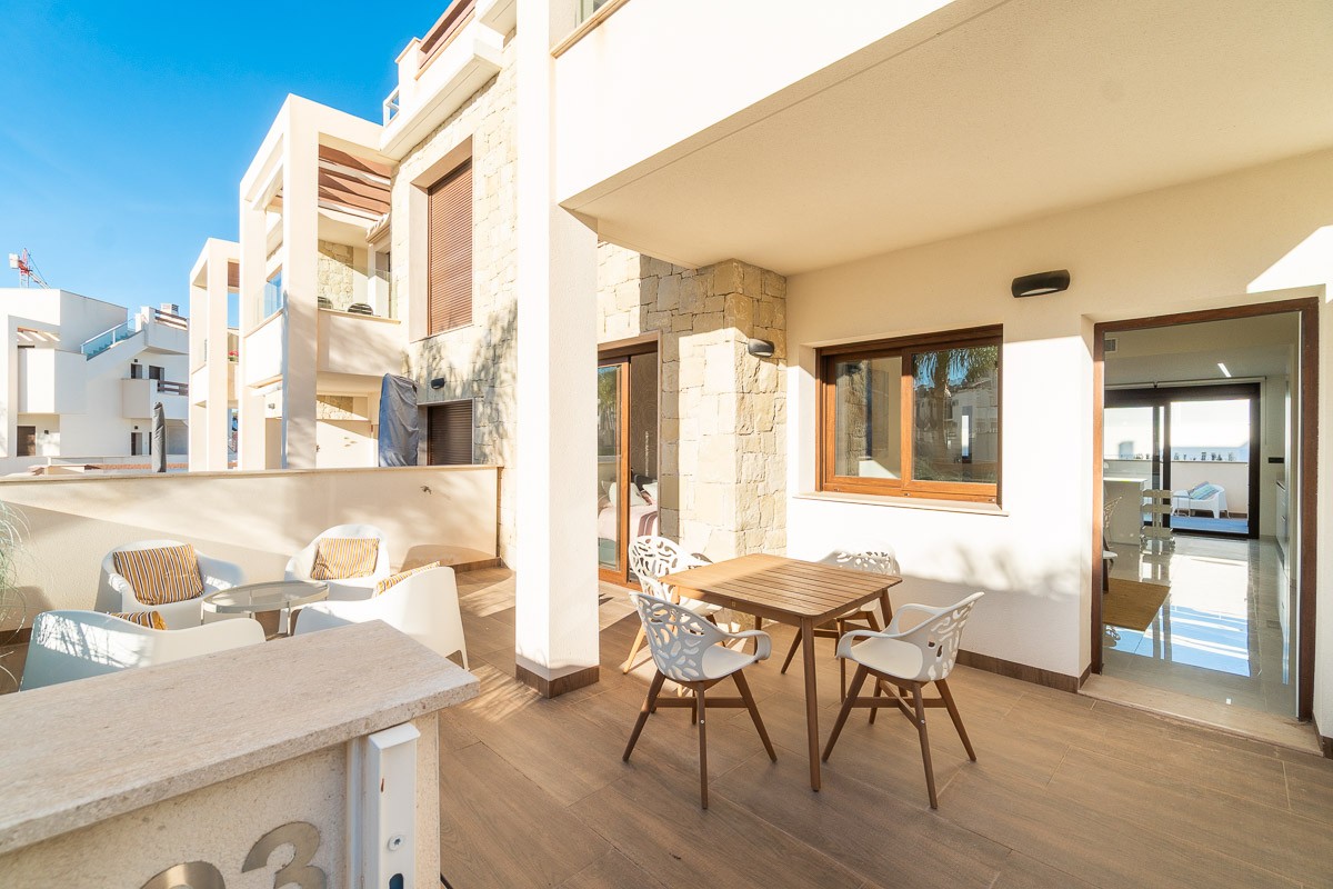 FOR SALE: Prestigious Ground Floor Apartment – Residencial Balcones de Amay, Torrevieja The elegance