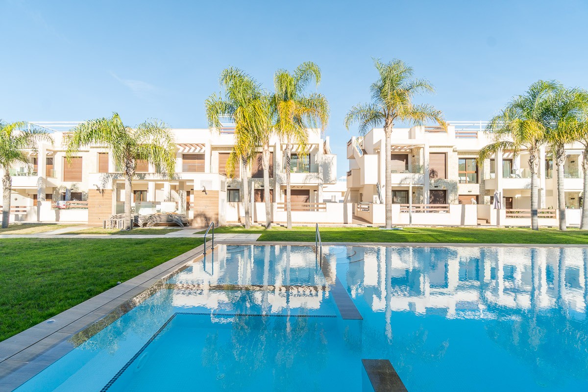 Dining area in apartment for sale in Orihuela Costa